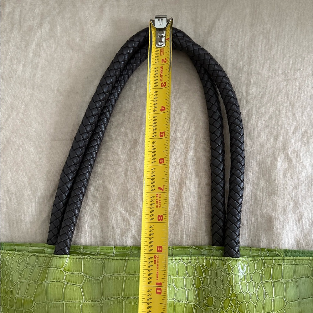 Neiman Marcus Green Crocodile Braided Handle Lined Tote Bag - Picture 11 of 11